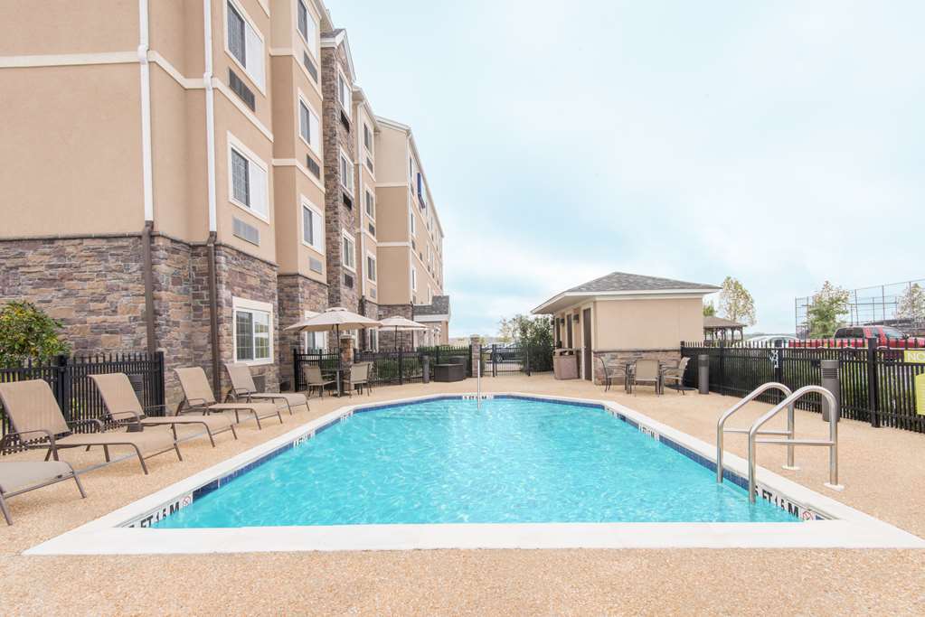 Microtel Inn And Suites By Wyndham Opelika Facilities photo